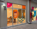 Fachada de la sede de Advice EdTech en Puerto Plaza, el espacio educativo que recibirá a la doctora María Clara Horn para brindar la capacitación gratuita sobre Inteligencia Artificial aplicada a la salud. Fachada de la sede de Advice EdTech en Puerto Plaza, el espacio educativo que recibirá a la doctora María Clara Horn para brindar la capacitación gratuita sobre Inteligencia Artificial aplicada a la salud.