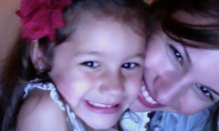 Pampita junto a Blanca, su primera hija. Pampita junto a Blanca, su primera hija.