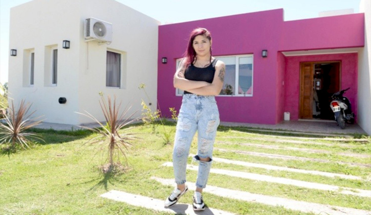 Rocío Quiroz vive en una gran casa junto con su familia. Rocío Quiroz vive en una gran casa junto con su familia. 