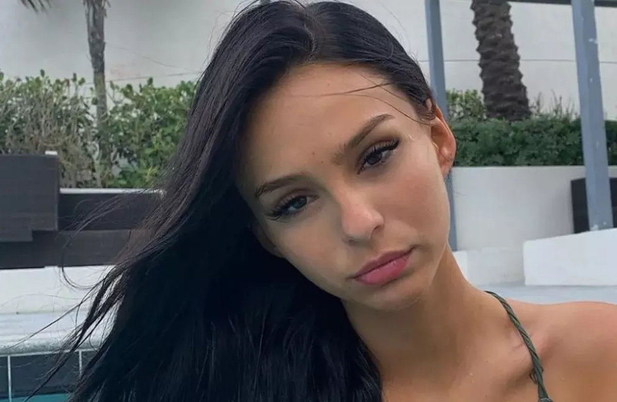 Juanita Tinelli está modelando en las pasarelas de Europa. Juanita Tinelli está modelando en las pasarelas de Europa.