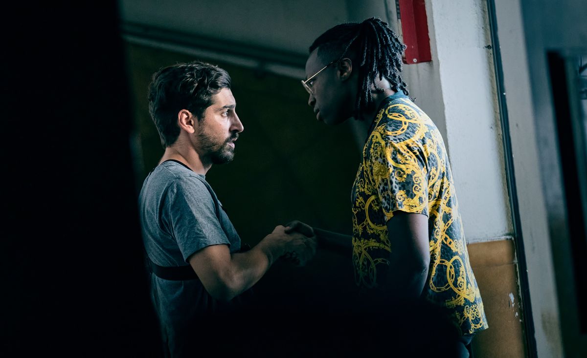 "Tony" es una de las miniseries más famosas de Netflix, que se destaca por su increíble historia y poca duración. "Tony" es una de las miniseries más famosas de Netflix, que se destaca por su increíble historia y poca duración.