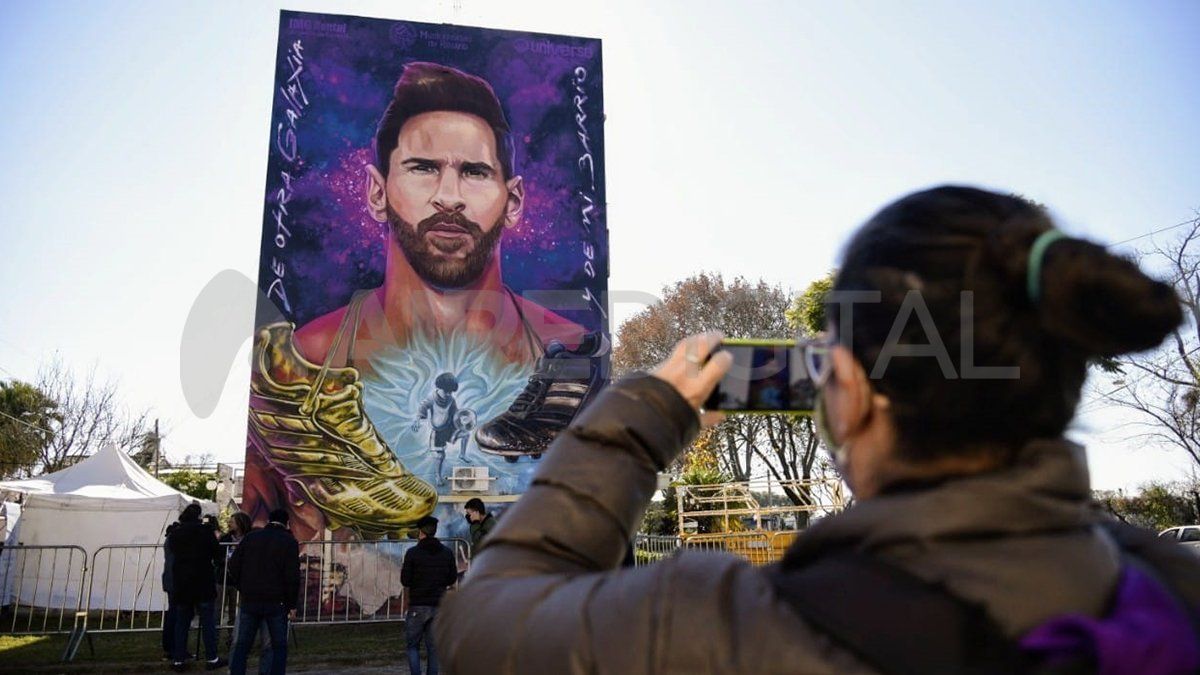Este jueves inauguraron en Rosario el mural dedicado a Lionel Messi más alto de Argentina