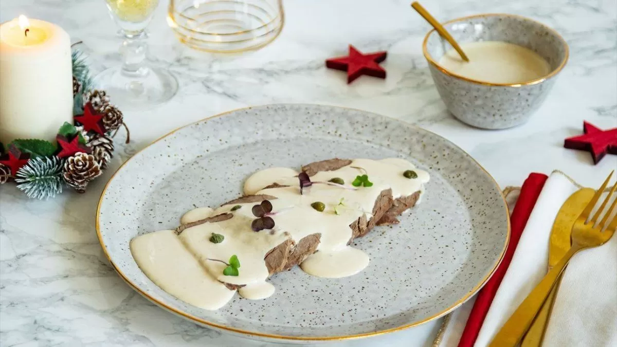 El peceto es un corte de carne delicioso que se utiliza para hacer el clásico vitel toné. El peceto es un corte de carne delicioso que se utiliza para hacer el clásico vitel toné.