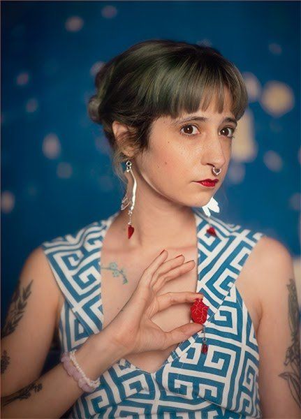 La autora, Gato Fernández