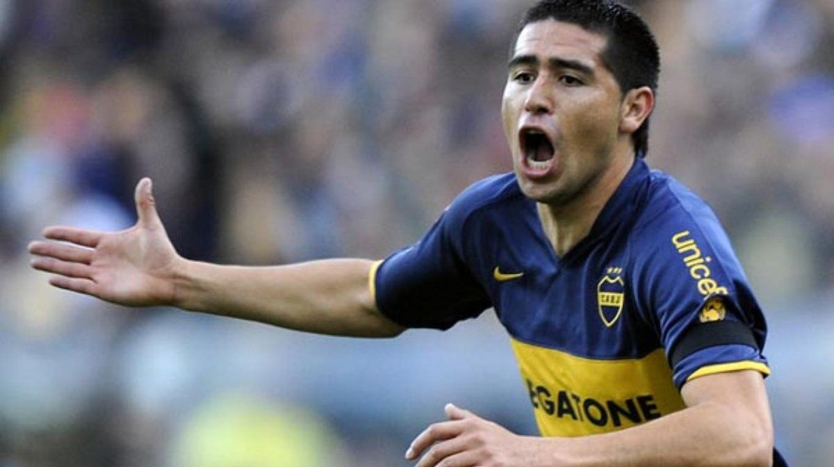 Polémica con los socios de Boca que vayan a votar con la camiseta de Riquelme
