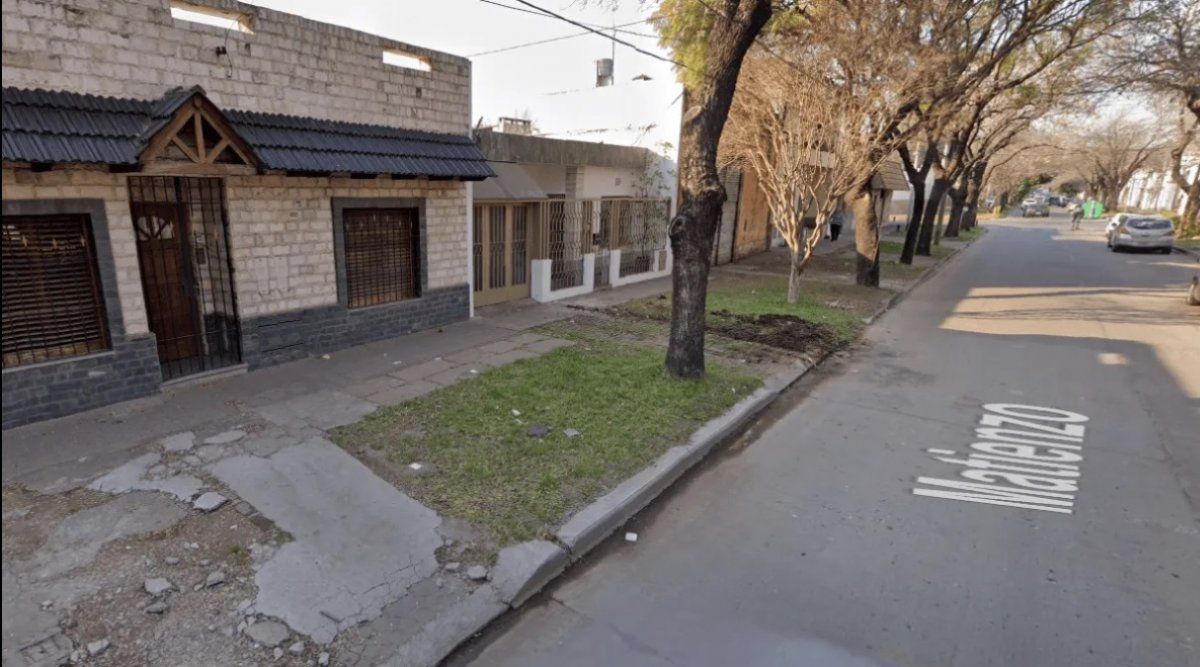 Rosario: en una casa de Matienzo al 800 del barrio Azcuénaga encontraron muerto y maniatado a un hombre de 80 años .