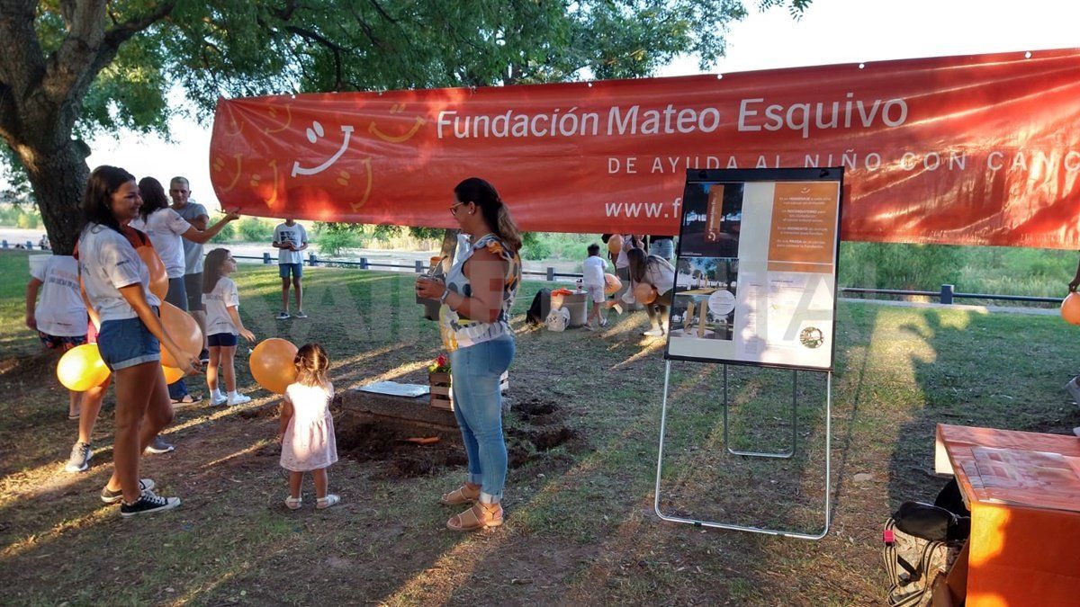 La fundación Mateo Esquivo conmemoró el día de la lucha contra el cáncer infantil con la presentación del proyecto Hamaca Naranja.