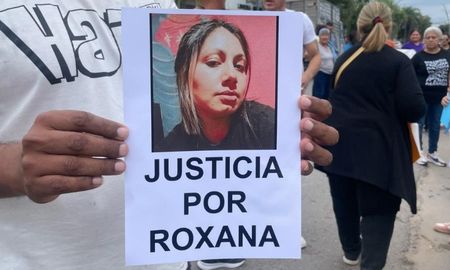 Familiares de Roxana Gómez se manifestaron este viernes en el hospital Iturraspe de Santa Fe. Familiares de Roxana Gómez se manifestaron este viernes en el hospital Iturraspe de Santa Fe.