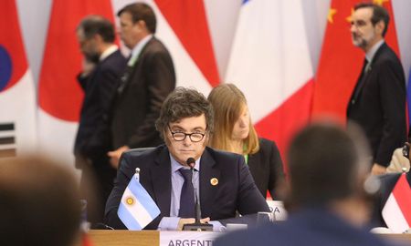 Al anunciar la creación de la Alianza Global, Lula subrayó que el hambre y la pobreza no son resultado de la escasez o de fenómenos naturales. Al anunciar la creación de la Alianza Global, Lula subrayó que el hambre y la pobreza no son resultado de la escasez o de fenómenos naturales.