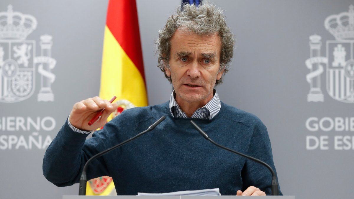 Fernando Simón, portavoz habitual del Ministerio de Sanidad de España, comunicó que los contagios van en descenso.