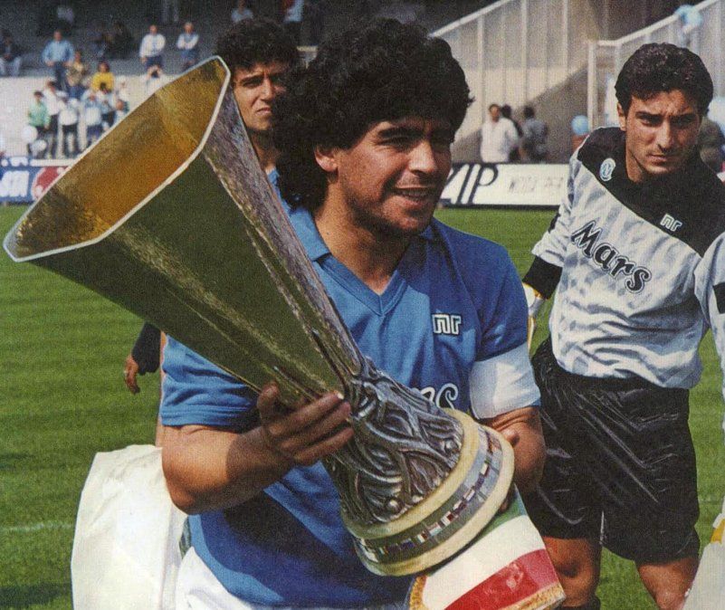 Maradona fue como separarse de la mujer más bella de todas. ¿Quién te complacerá?