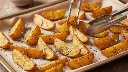 Papas sin freír: el secreto de los chefs para que salgan crujientes y más saludables