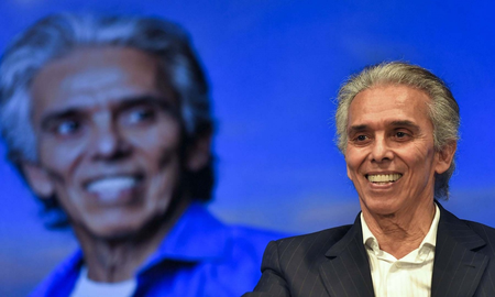 Jairo, el cantautor que con su inconfundible voz conquistó la música argentina Jairo, el cantautor que con su inconfundible voz conquistó la música argentina