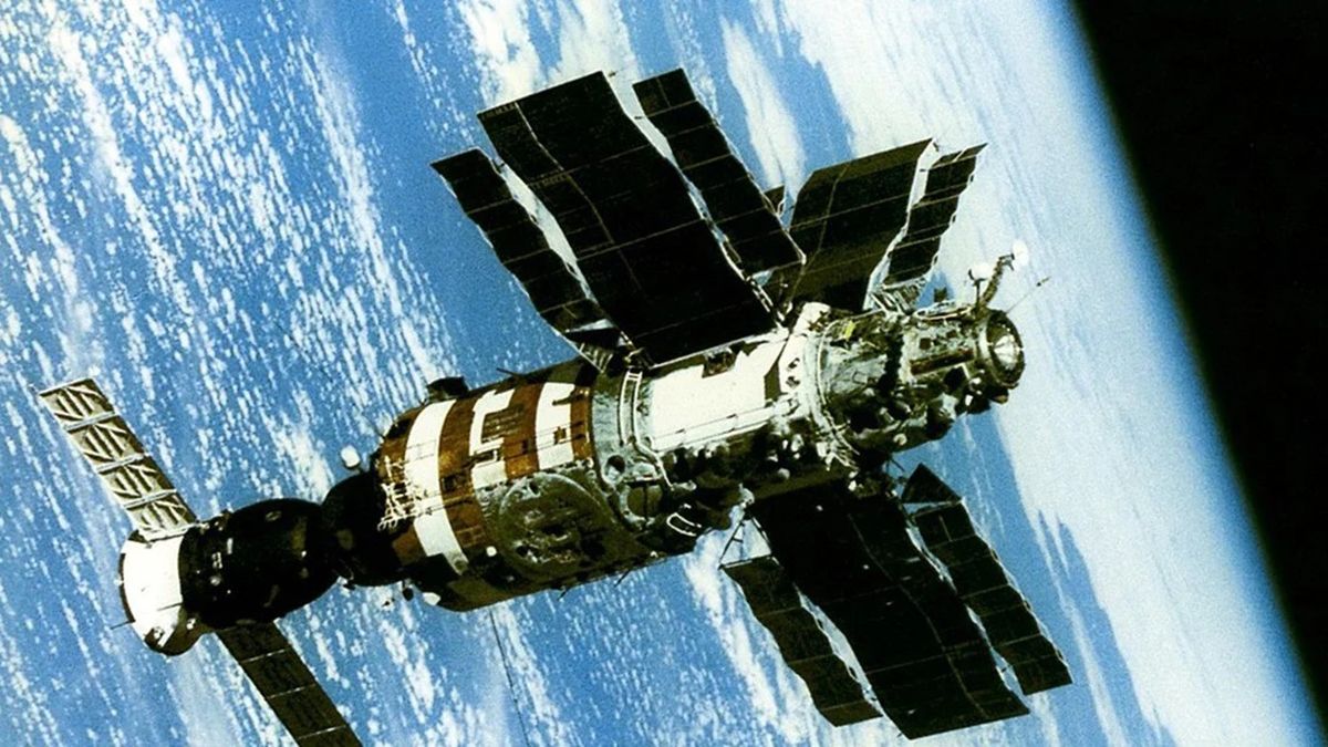 La Salyut 7 fue la última estación espacial soviética del programa Salyut.
