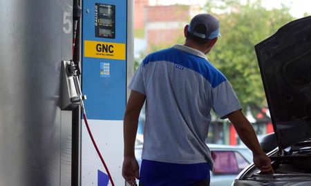 Se llegó a un acuerdo y las estaciones de GNC en la ciudad recibirán gas por parte del Estado. Se llegó a un acuerdo y las estaciones de GNC en la ciudad recibirán gas por parte del Estado.