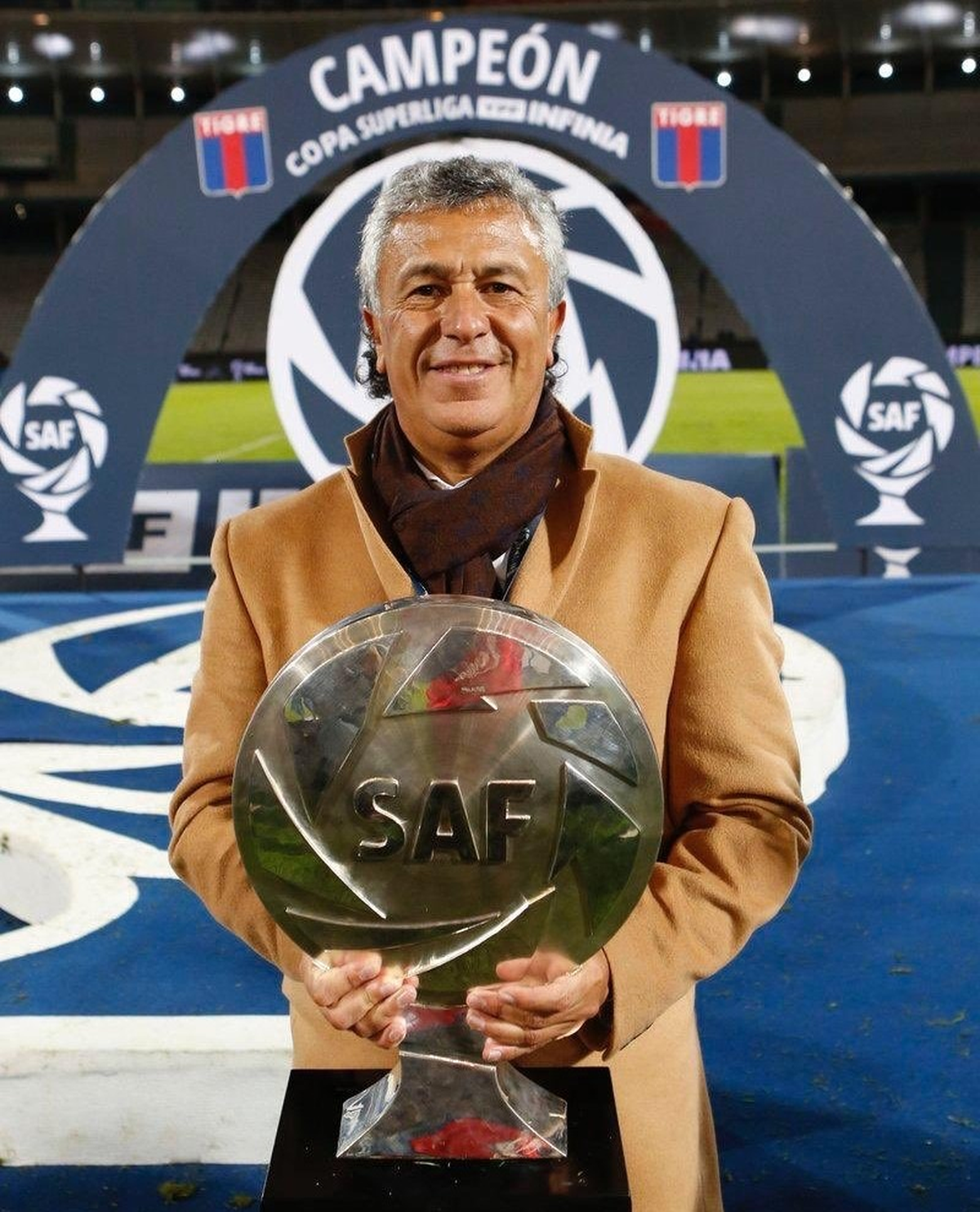 Pipo Gorosito volverá a ser el DT de Tigre. Pipo Gorosito volverá a ser el DT de Tigre.