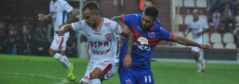 Tigre se hizo fuerte en el “15 de Abril” y dejó afuera al Tate