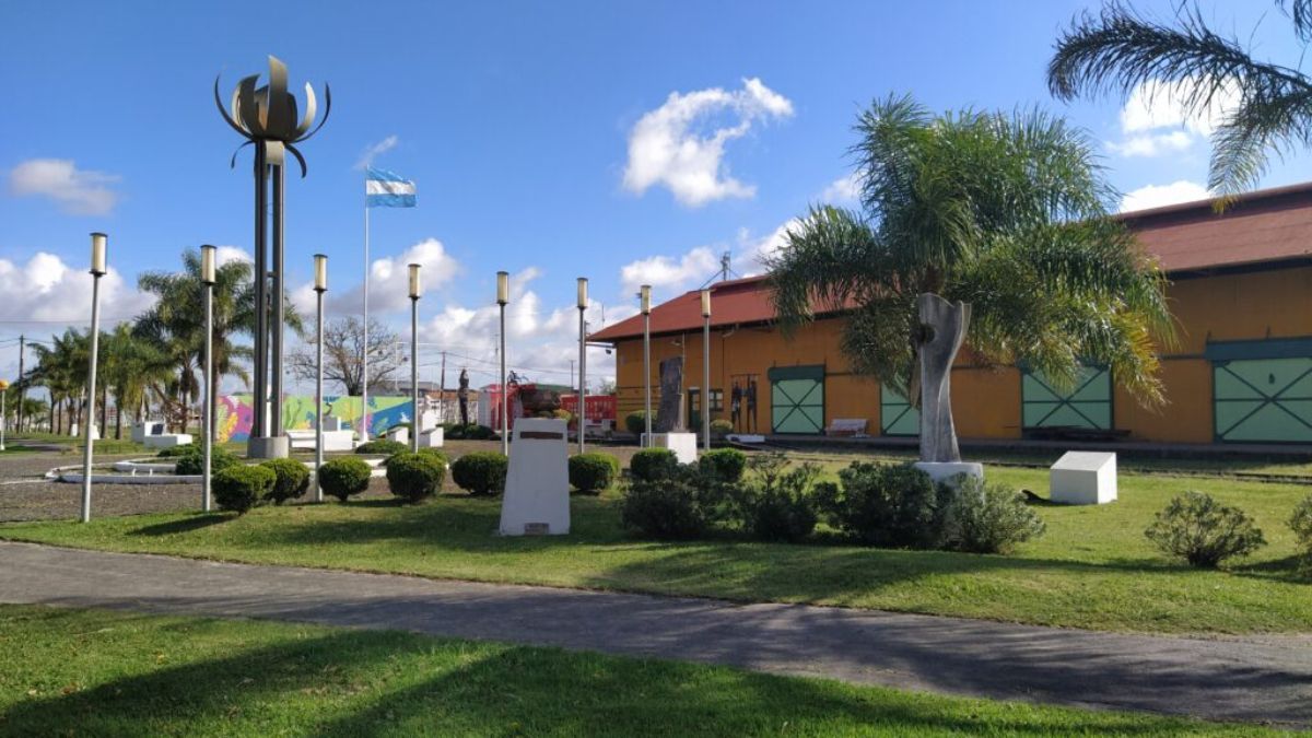 Los carnavales de Hasenkamp reúnen comparsas locales y mantienen más de 50 años de tradición. Los carnavales de Hasenkamp reúnen comparsas locales y mantienen más de 50 años de tradición.