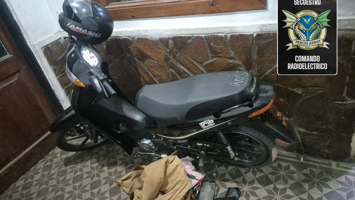 Inseguridad en Santa Fe: dos hombres fueron detenidos tras robar una moto en barrio Guadalupe