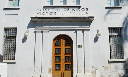 La víctima permanece internada en la Terapia Intensiva en el Hospital de Niños. La víctima permanece internada en la Terapia Intensiva en el Hospital de Niños.