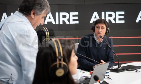 El precandidato a senador provincial visitó los estudios de AIRE. El precandidato a senador provincial visitó los estudios de AIRE.