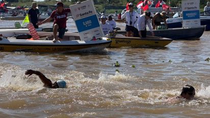 Maratón Santa Fe-Coronda: cómo y cada cuanto tiempo se hidratan los nadadores