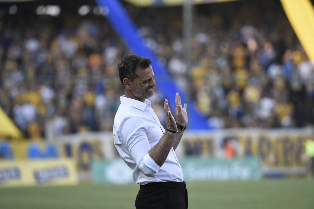 Desde las redes sociales de Rosario Central informaron que Diego Cocca no seguir&aacute; al mando de plantel profesional.