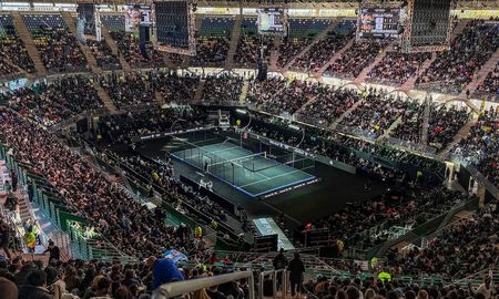 Con entradas agotadas, el Buenos Aires Premier Padel P1 define este sábado a los finalistas del torneo internacional. Con entradas agotadas, el Buenos Aires Premier Padel P1 define este sábado a los finalistas del torneo internacional.