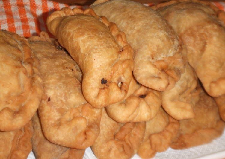 Empanadas criollas fritas auténticas de Doña Petrona