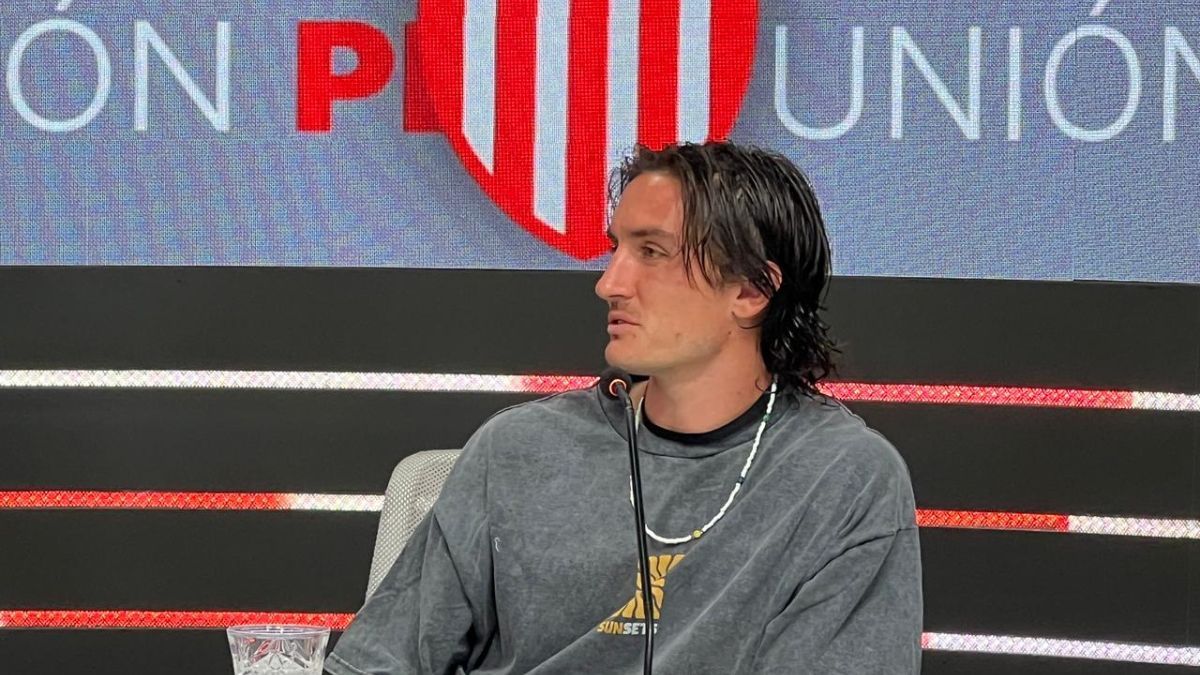 Mauro Pitt&oacute;n en su visita a Uni&oacute;n Play.