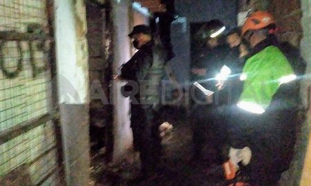 Según informaron fuentes policiales del sur provincial se da aviso pasadas las 3.30 a la Unidad de Homicidios Dolosos en turno, a cargo del fiscal Adrián Spleta. Según informaron fuentes policiales del sur provincial se da aviso pasadas las 3.30 a la Unidad de Homicidios Dolosos en turno, a cargo del fiscal Adrián Spleta.