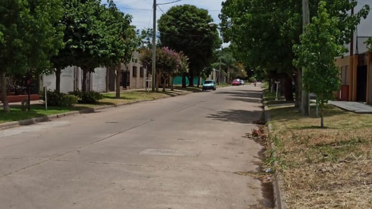 Esta es la cuadra de Tacuarí al 7800 en la que se acumulan los robos.