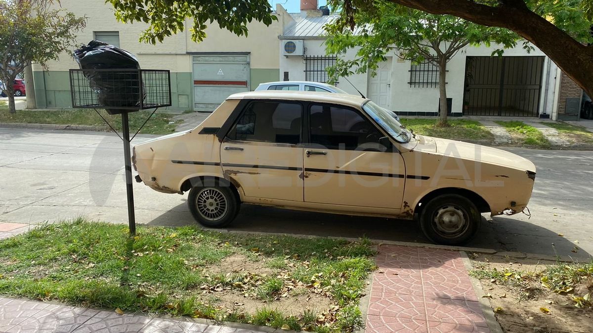 Gabriel encontró su propio auto y la policía logró encontrar y detener a los ladrones.