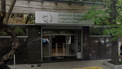 Qué secuestró la Justicia en el allanamiento a la Asociación de Anestesia por las fiestas con drogas robadas