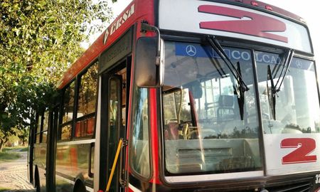 Según pudo confirmar Aire Digital, desde este lunes a la grilla tradicional de horarios se incorporan dos servicios: uno partirá a las 7:00 y el otro a las 7:11. Ambos desde el hipermercado ubicado frente al barrio. Según pudo confirmar Aire Digital, desde este lunes a la grilla tradicional de horarios se incorporan dos servicios: uno partirá a las 7:00 y el otro a las 7:11. Ambos desde el hipermercado ubicado frente al barrio.