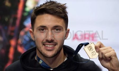 El defensor de Colón destacó el estilo de Domínguez y Gallardo, en la previa del duelo contra River por el Trofeo de Campeones. El defensor de Colón destacó el estilo de Domínguez y Gallardo, en la previa del duelo contra River por el Trofeo de Campeones.