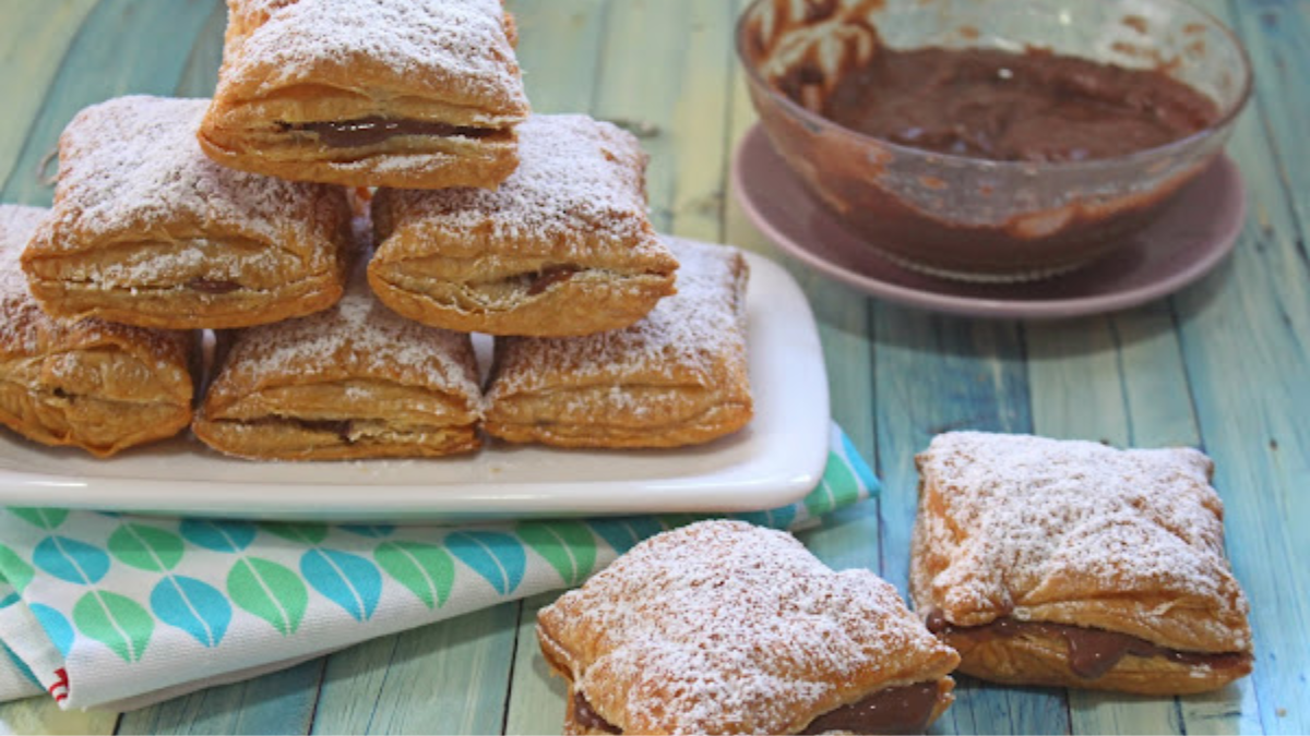Los miguelitos con dulce de leche son deliciosos y sencillos de hacer en casa, con muy pocos ingredientes. Los miguelitos con dulce de leche son deliciosos y sencillos de hacer en casa, con muy pocos ingredientes.