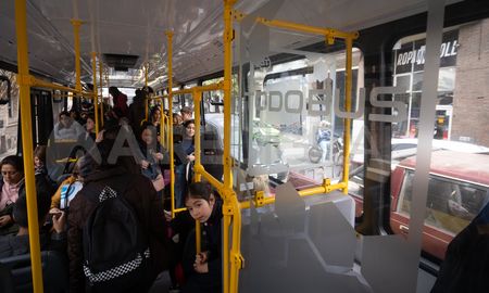 Los usuarios de colectivo en Santa Fe sufrieron aumentos durante un 2023 en el que se produndizó la crisis del transporte. Los usuarios de colectivo en Santa Fe sufrieron aumentos durante un 2023 en el que se produndizó la crisis del transporte.