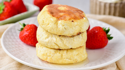 Receta de sýrniki: las tortitas de ricotta que conquistan el desayuno y merienda