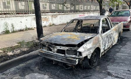 Incendiaron una camioneta Incendiaron una camioneta
