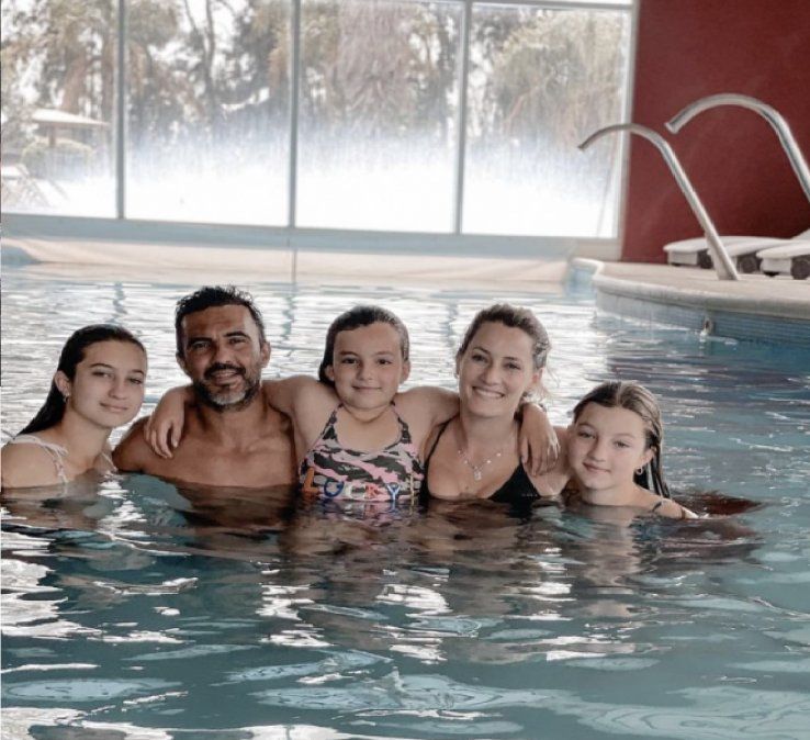 Mica Viciconte y Fabián Cubero compartieron fotos de su escapada con las hijas del exfutbolista