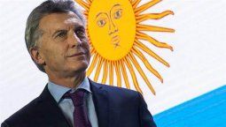 Macri llamará a los ministros para acordar los recortes en los cargos Macri llamará a los ministros para acordar los recortes en los cargos
