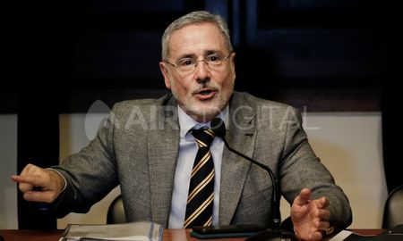 Este miercoles se reúne la Comisión de Acuerdos de la Legislatura. El tema Sain podría ser puesto sobre la mesa, aunque no figura formalmente entre las cuestiones a tratar.