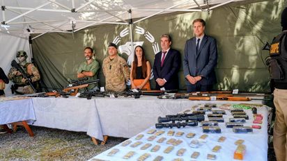 Allanamientos en Rosario y la región: secuestran un arsenal enterrado y detienen a tres personas