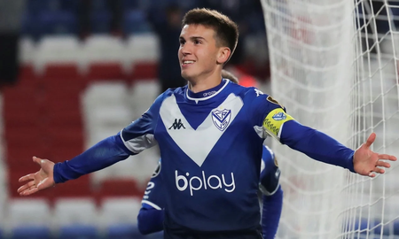 manchester city oficializo la llegada de maximo perrone a su plantel manchester city oficializo la llegada de maximo perrone a su plantel
