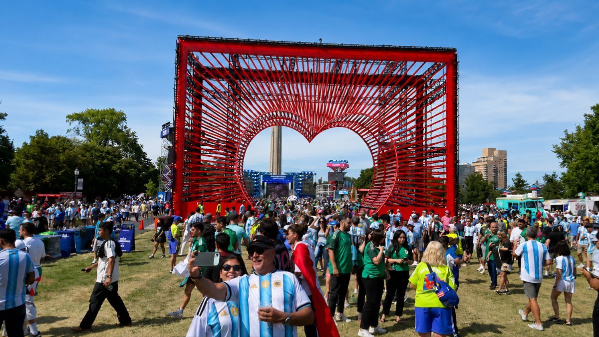 Los argentinos copan el Fan Fest de Kansas City.