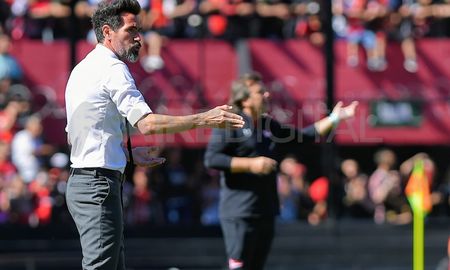 Colón recibe a Rosario Central por el Torneo de la Liga Profesional y Eduardo Domínguez recupera a dos piezas claves para el armado del equipo. Colón recibe a Rosario Central por el Torneo de la Liga Profesional y Eduardo Domínguez recupera a dos piezas claves para el armado del equipo.