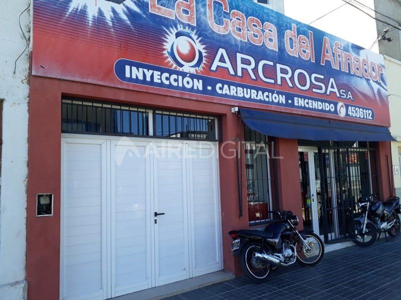 Encapuchado y armado robó un comercio de Fomento 9 de Julio y luego escapó