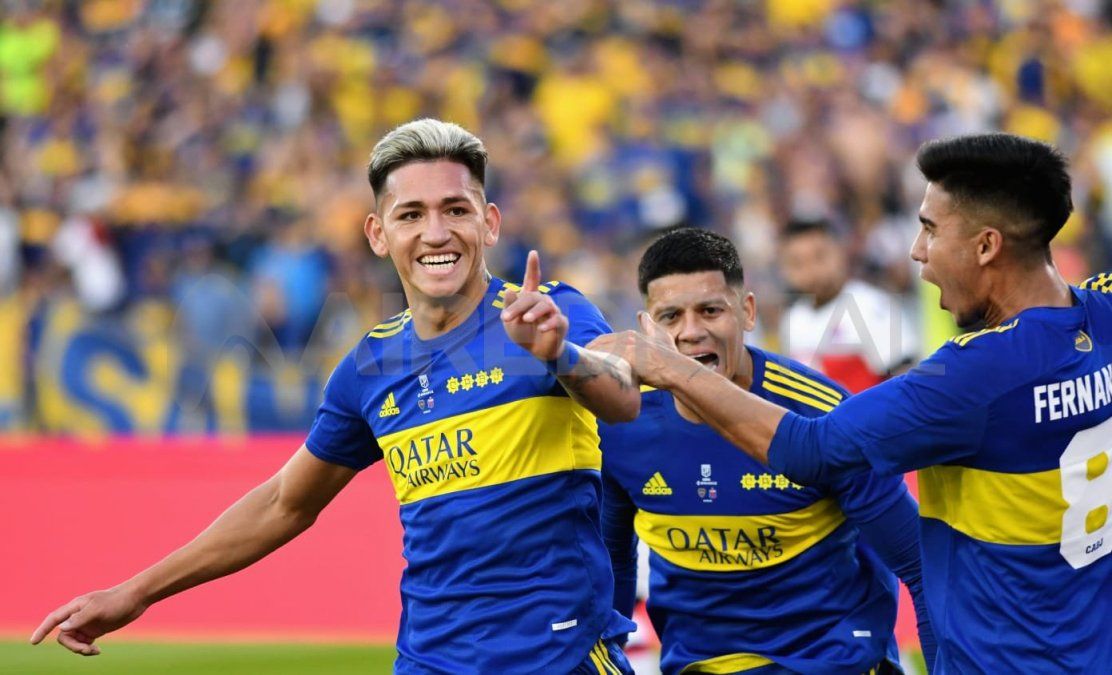 Luis Vázquez será transferido al Anderlecht de Bélgica a cambio de 7.000.000 de dólares.