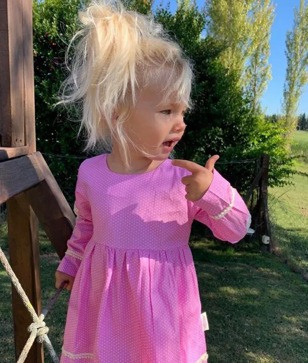 Acusan a Luciana Salazar de teñirle el pelo a Matilda.